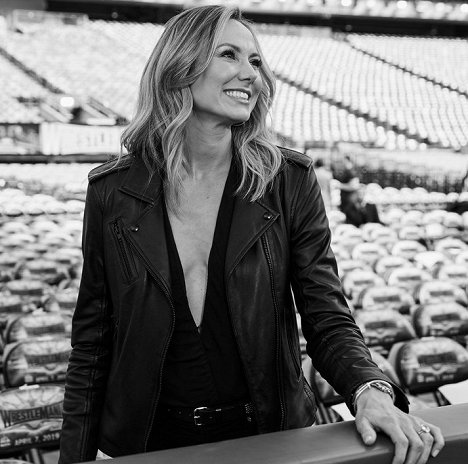 Stacy Keibler - WrestleMania 35 - Forgatási fotók