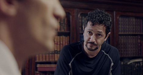 Gonzalo Molina - Caiga quien caiga - Do filme