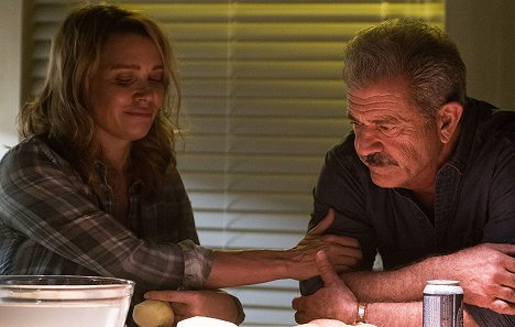 Laurie Holden, Mel Gibson - Dragged Across Concrete - Photos