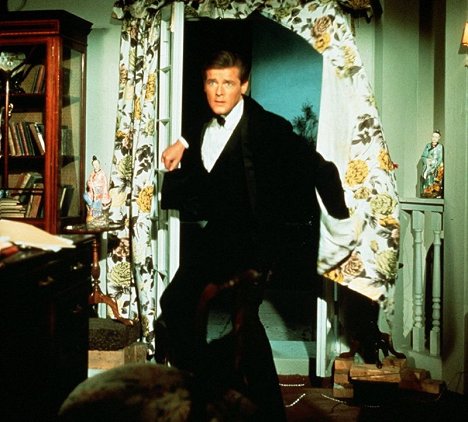Roger Moore - The Fiction Makers - Photos