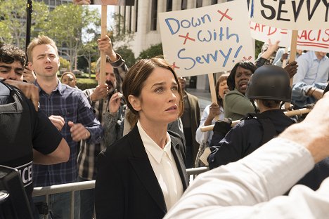 Robin Tunney - The Fix - Pilot - Photos