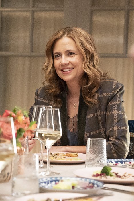 Jenna Fischer - Splitting Up Together - Welcome Home - Photos