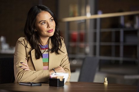 Janel Parrish - Pretty Little Liars: The Perfectionists - The Patchwork Girl - Do filme