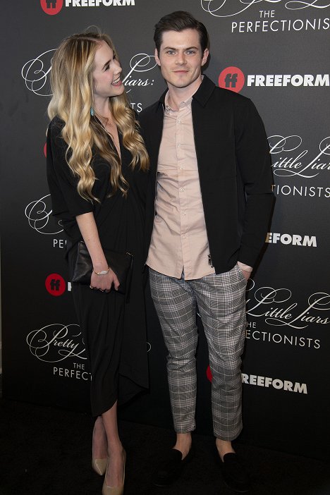 Cast and crew of Freeform’s new original series “Pretty Little Liars: The Perfectionists” celebrated the series premiere with a screening and immersive event in Hollywood - Chris Mason - Pretty Little Liars: The Perfectionists - Tapahtumista