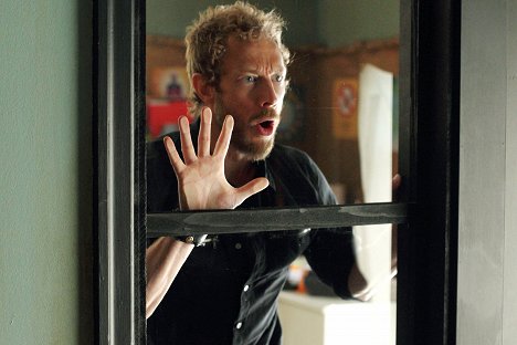 Kris Holden-Ried - Lost Girl - Delinquents - Film