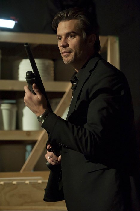 Timothy Olyphant - Justified - Debts and Accounts - Photos