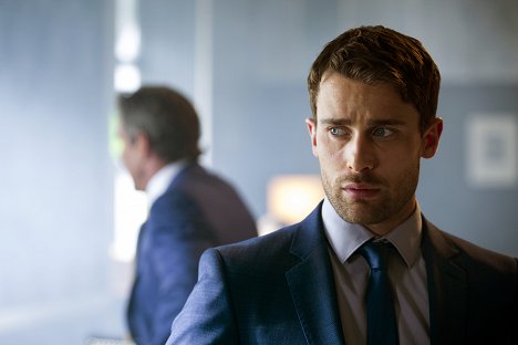 Christian Cooke - The Art of More - Heavy Lies the Head - Z filmu