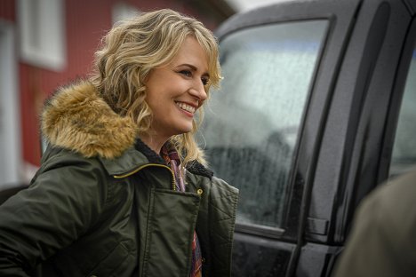 Samantha Smith - Supernatural - Damaged Goods - Photos