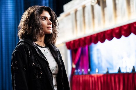 Diane Guerrero - Doom Patrol - Puppet Patrol - Filmfotók