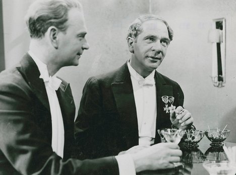 Einar Axelsson, Nils Wahlbom