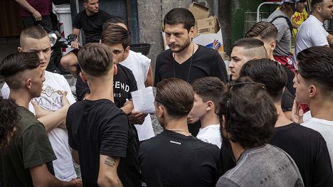 Ar Tem, Francesco Di Napoli - Pirañas: Los Niños de La Camorra - De la película