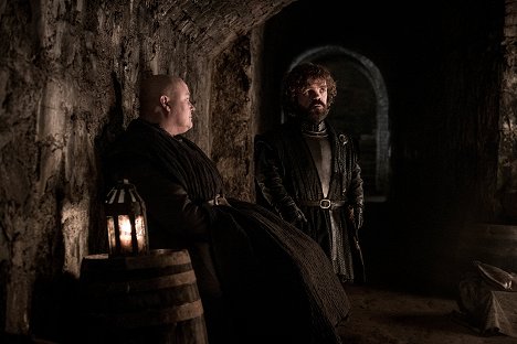 Conleth Hill, Peter Dinklage - Game of Thrones - The Long Night - Kuvat elokuvasta