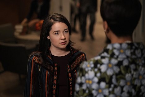 Sarah Steele - The Good Fight - The One with Lucca Becoming a Meme - Photos