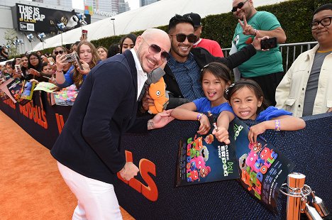 The World Premiere of UGLYDOLLS at Regal L.A. LIVE: A Barco Innovation Center in Los Angeles, CA on Saturday, April 27, 2019. - Pitbull - Uglydolls - Tapahtumista
