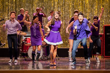 Lea Michele, Harry Shum Jr. - Glee - The Purple Piano Project - Van film