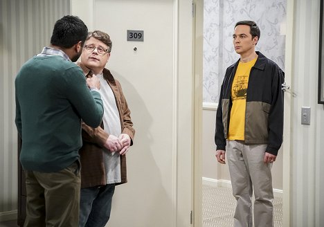 Sean Astin, Jim Parsons - The Big Bang Theory - The Laureate Accumulation - Photos