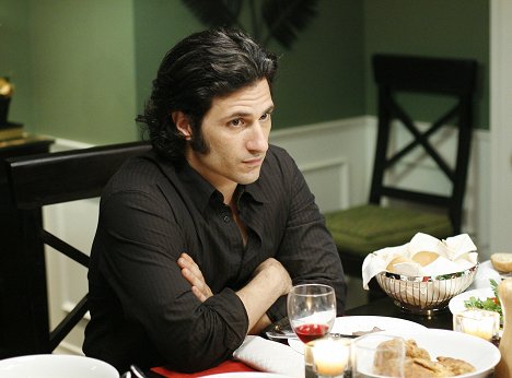Hal Ozsan - Kyle XY - Guess Who's Coming to Dinner - Z filmu