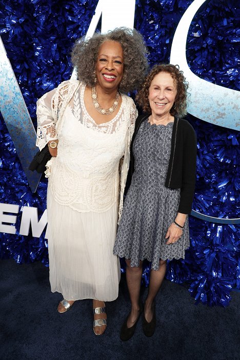 The World Premiere of POMS at Regal LA LIVE on Wednesday, May 1, 2019 in Los Angeles, CA - Carol Sutton, Rhea Perlman - Poms - Events