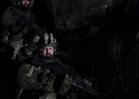 A. J. Buckley - SEAL Team - Medicate and Isolate - De la película
