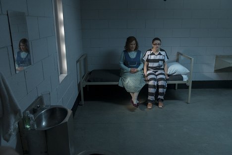 Patricia Arquette, Joey King - The Act - Free - Film