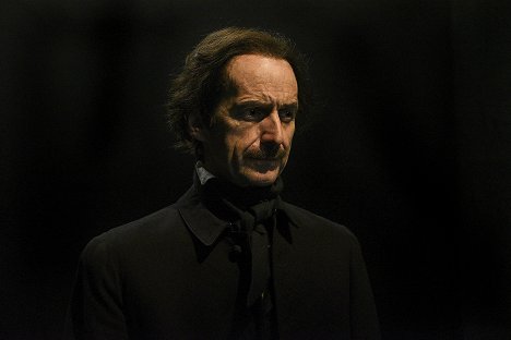 Denis O'Hare - Edgar Allan Poe: Buried Alive - Van film