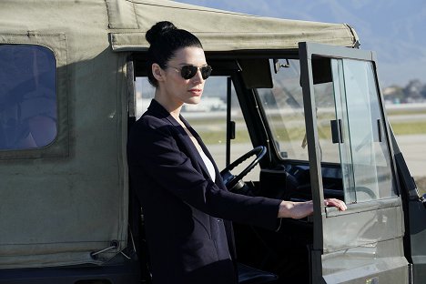 Jessica Paré - SEAL Team - Never Out of the Fight - Photos