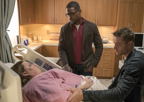 Chrissy Metz, Sterling K. Brown, Justin Hartley - This Is Us - The Graduates - Photos