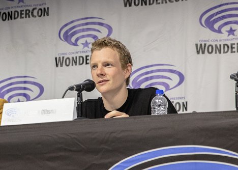 Presentation of Tolkien at WonderCon on March 29, 2019 - Patrick Gibson - Tolkien - Z akcí