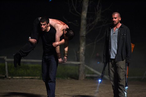 Henry Cavill, Dominic Purcell - Town Creek - Photos