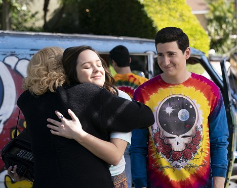 Hayley Orrantia, Sam Lerner - Die Goldbergs - Auf zu neuen Abenteuern - Filmfotos