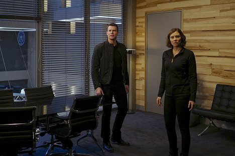 Scott Foley, Lauren Cohan - Whiskey Cavalier - College Confidential - De la película