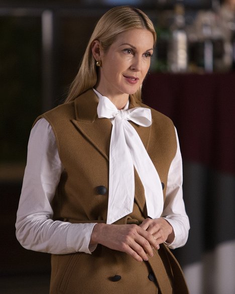 Kelly Rutherford - Pretty Little Liars: The Perfectionists - Hook, Line And Booker - Film