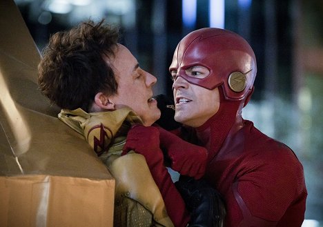 Tom Cavanagh, Grant Gustin - The Flash - Legacy - Kuvat elokuvasta