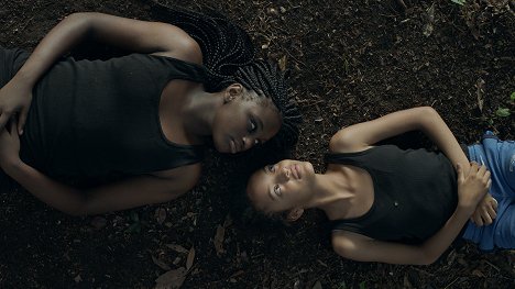Smashleen Gutiérrez - Ceniza Negra - Kuvat elokuvasta