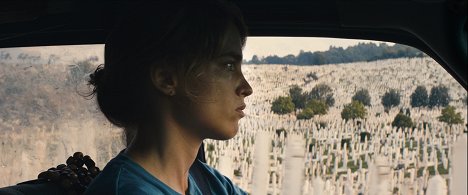 Adèle Haenel - Les Héros ne meurent jamais - Z filmu