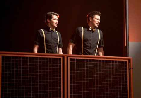 Damian McGinty, Cory Monteith - Glee - On My Way - Photos