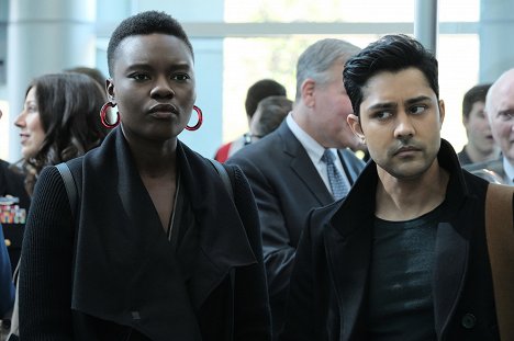 Shaunette Renée Wilson, Manish Dayal - Rezydenci - Niepożądane zdarzenia - Z filmu