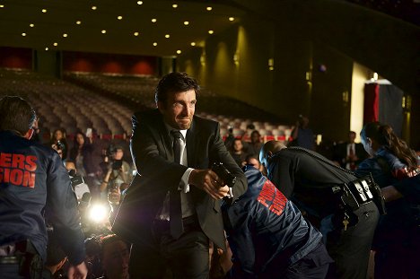 Sharlto Copley - Powers - Funeral of the Century - Filmfotók