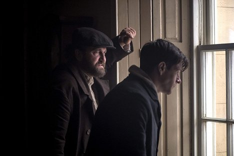 Gerard Butler, Connor Swindells - Strážcovia majáka - Z filmu