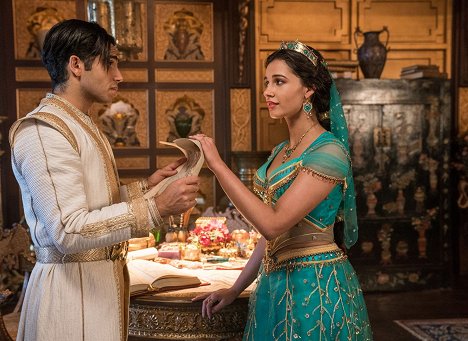 Mena Massoud, Naomi Scott - Aladdin - Photos