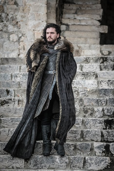 Kit Harington - Game of Thrones - The Iron Throne - Photos