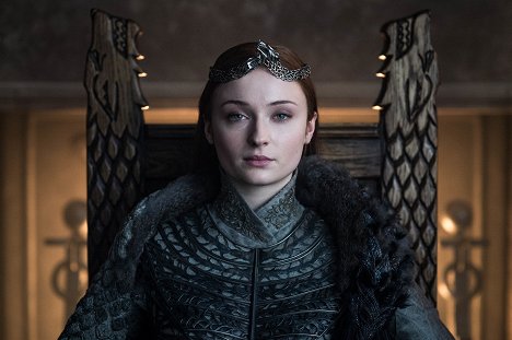 Sophie Turner - Game of Thrones - The Iron Throne - Photos