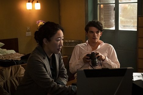 Sandra Oh, Edward Bluemel - Na mušce - Wide Awake - Z filmu