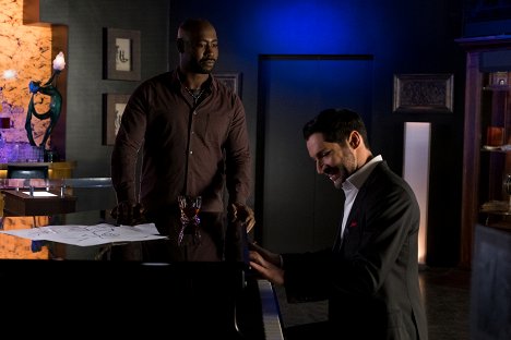 D.B. Woodside, Tom Ellis - Lucifer - Hodně špatný boyfriend - Z filmu