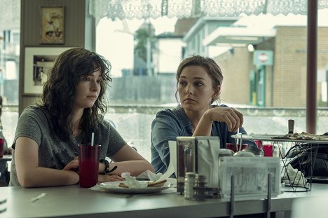 Ashleigh Cummings, Virginia Kull - NOS4A2 - The Graveyard of What Might Be - Photos