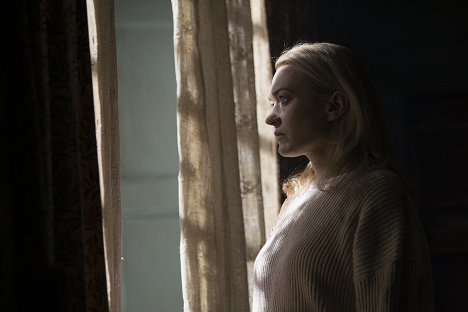 Sophia Myles - A Discovery of Witches - Episode 4 - Photos