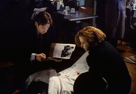 David Duchovny, Gillian Anderson - The X-Files - Kill Switch - Van film