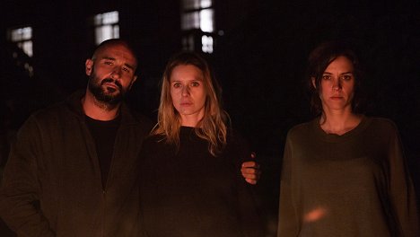 Alain Hernández, Manuela Vellés, Magie Civantos - La influencia - Do filme