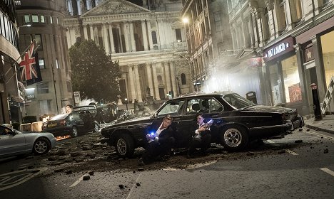 Chris Hemsworth, Tessa Thompson - Men in Black - Sötét zsaruk a Föld körül - Filmfotók
