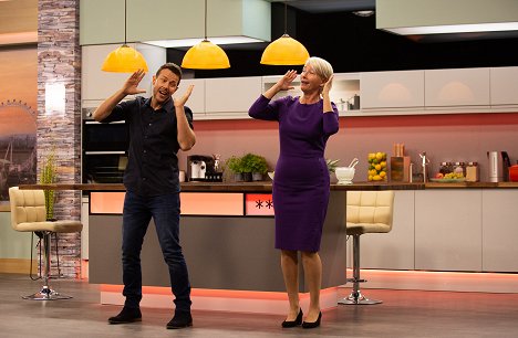 Lee Latchford-Evans, Emma Thompson - Years and Years - Episode 3 - Photos